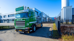 20260329-Tom-Holding-00171